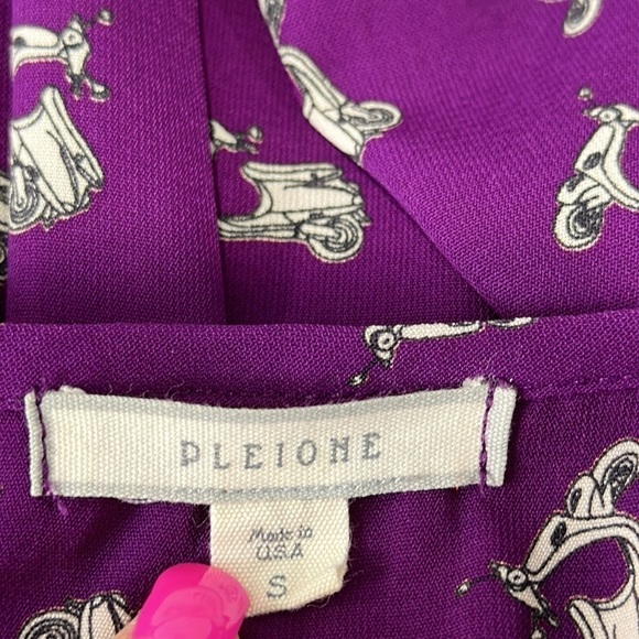 Pleione Womens Size Small Tank Top High Low Hem Vespa Scooter - Picture 6 of 8